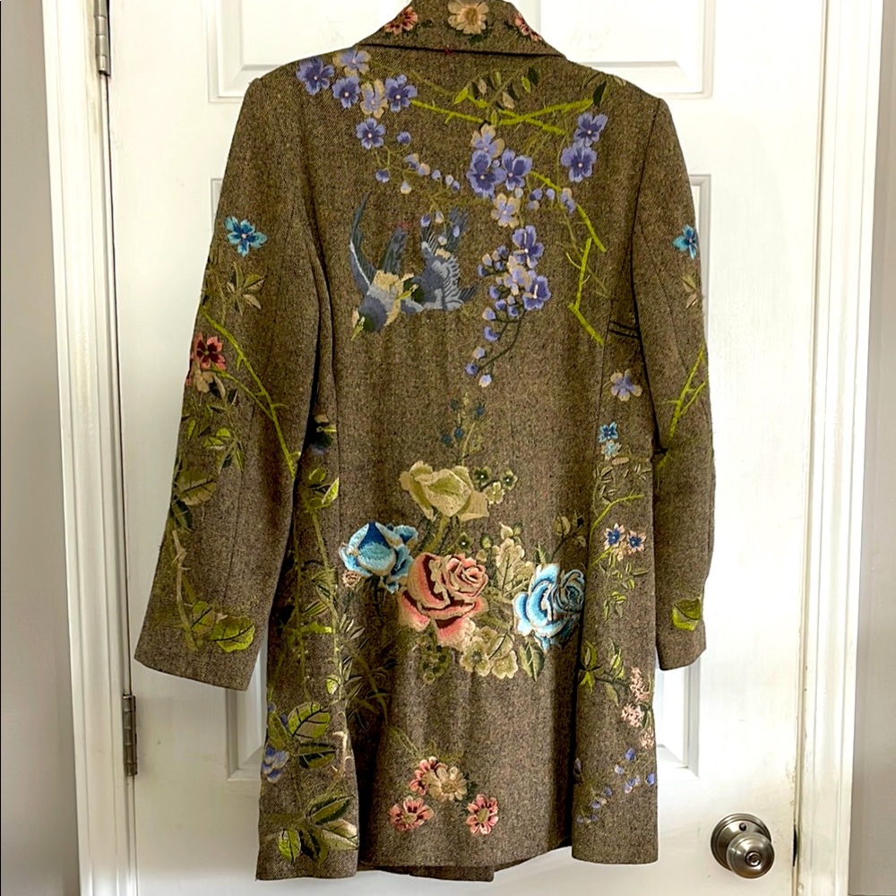 Embroidered Floral Women's Blazer